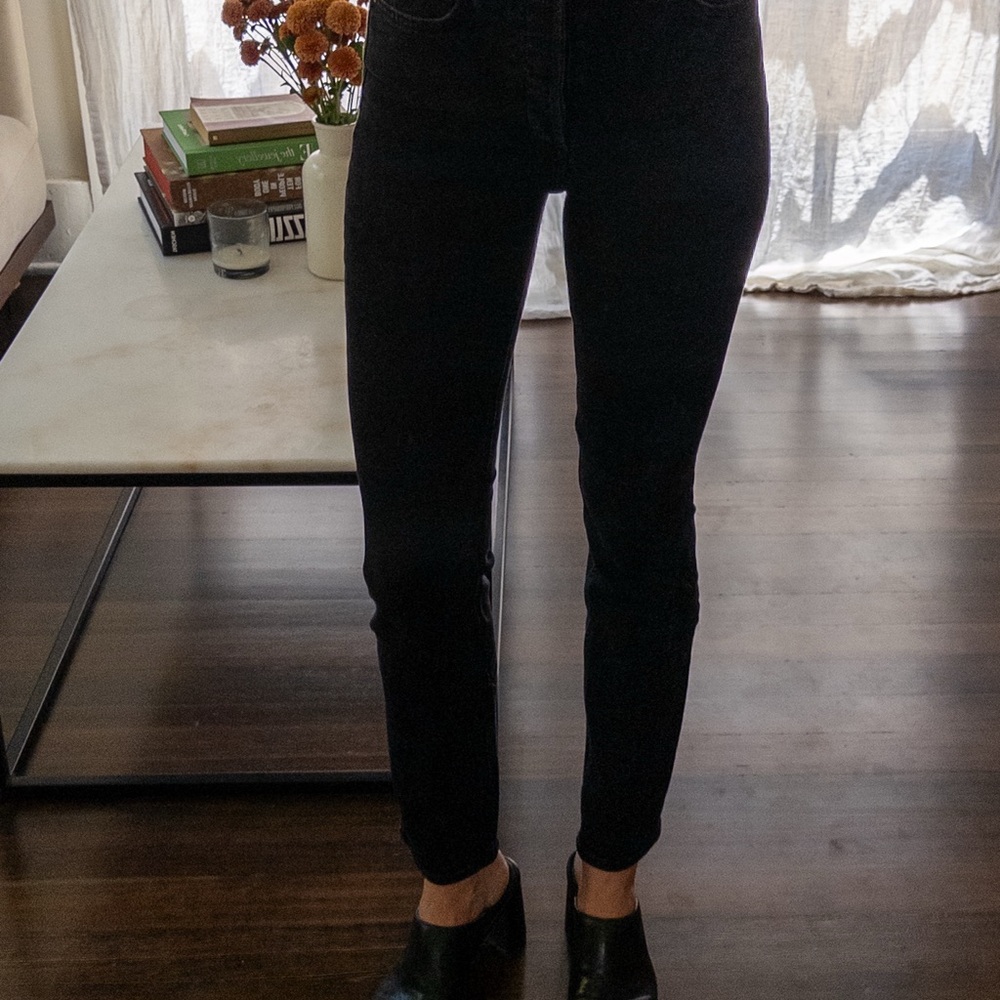 Women's Black Stretch Aritzia Jeans